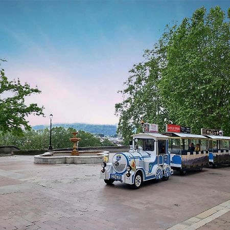 Quartier Du Chateau, Superbe Appartement Avec Parking โป ภายนอก รูปภาพ