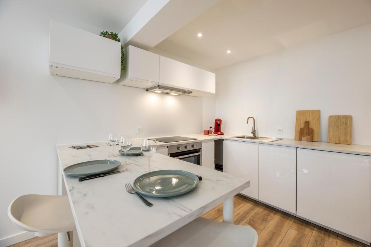 Quartier Du Chateau, Superbe Appartement Avec Parking โป ภายนอก รูปภาพ