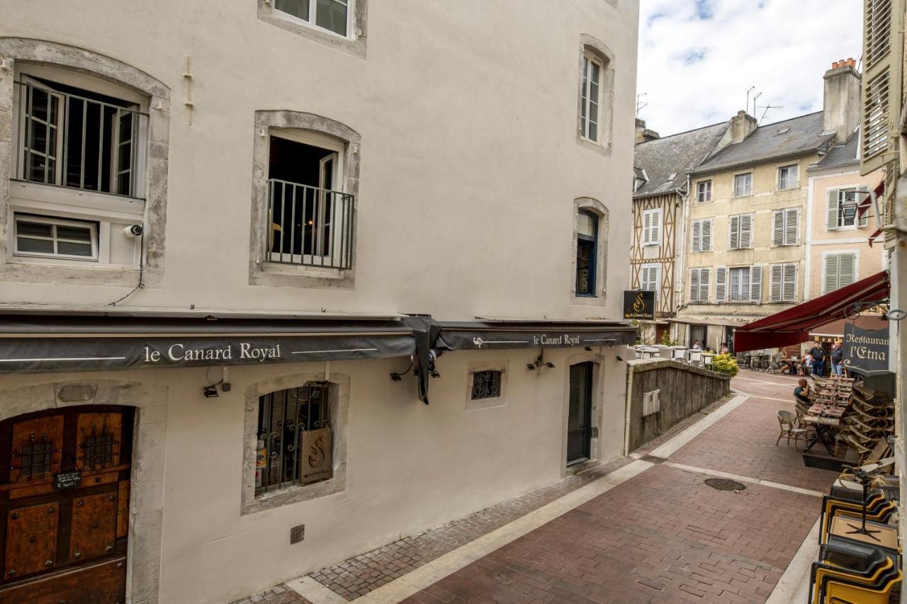 Quartier Du Chateau, Superbe Appartement Avec Parking โป ภายนอก รูปภาพ