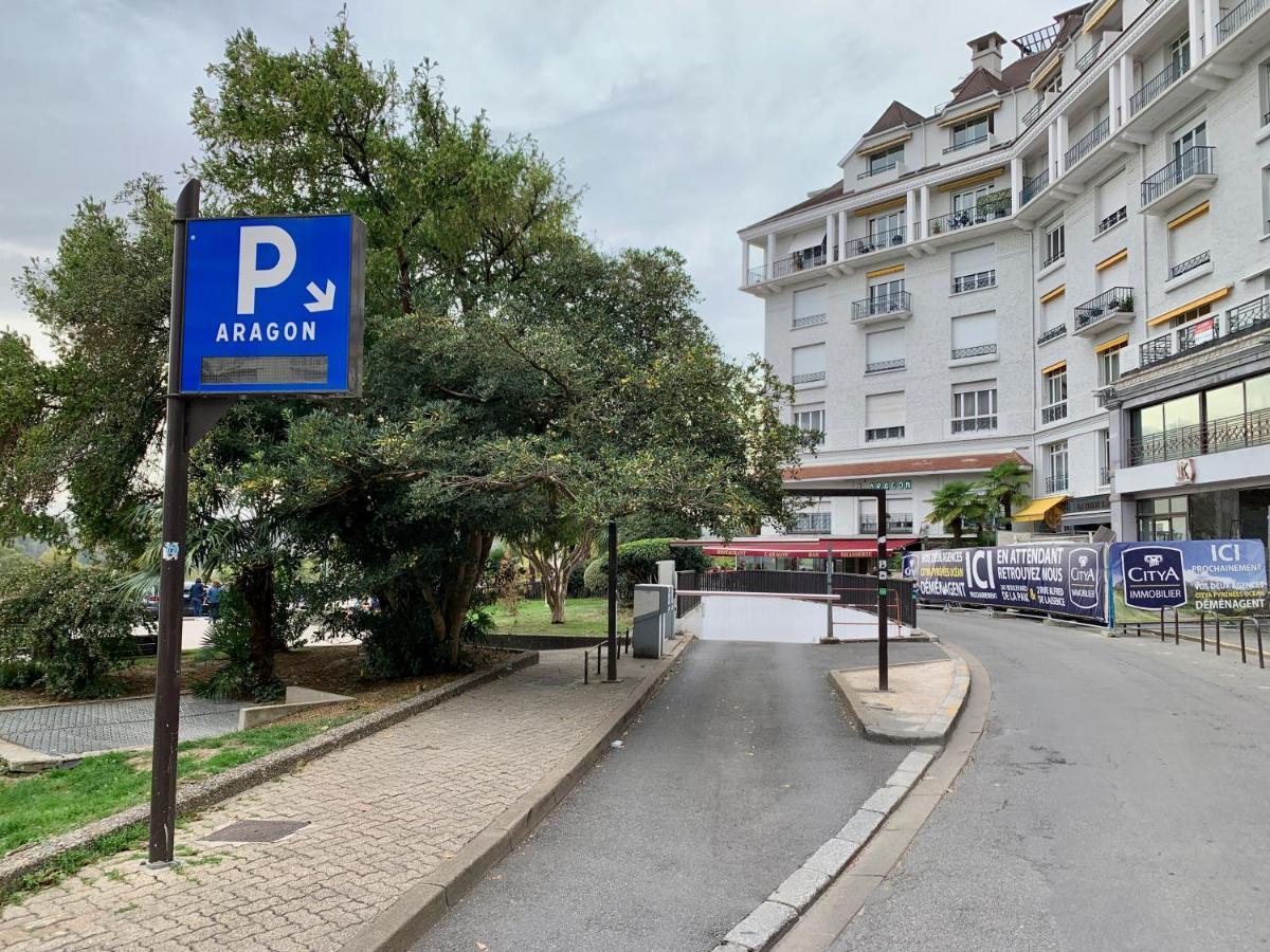 Quartier Du Chateau, Superbe Appartement Avec Parking โป ภายนอก รูปภาพ