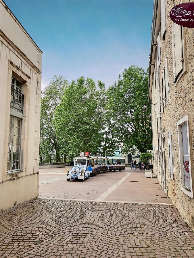 Quartier Du Chateau, Superbe Appartement Avec Parking โป ภายนอก รูปภาพ